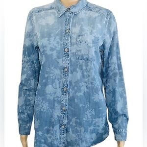Eddie Bauer Button Up Long Sleeve Blue Dyed Floral Blouse
